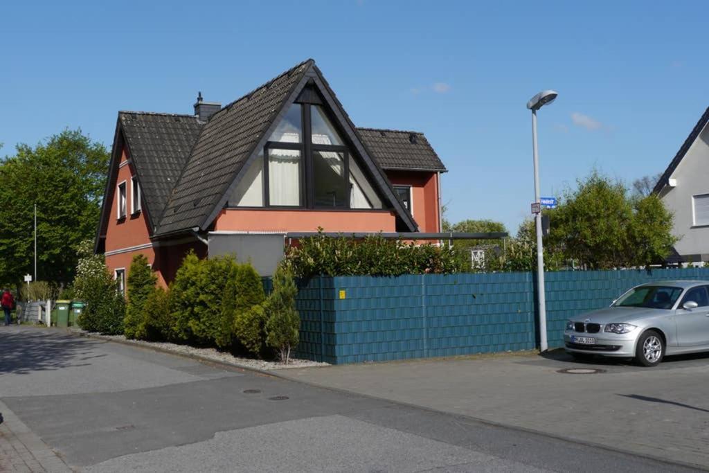 Ferienwohnung Haus Ruhrgebiet ミュルハイム・アン・デア・ルール エクステリア 写真